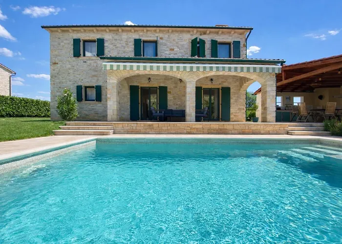 Dracena Mit Privatem Saltwater Pool * Višnjan